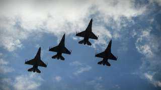 ”فوربس”: واشنطن نقلت مقاتلات ”إف 16” إلى أقرب مطار من روسيا