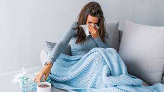 تفنيد 5 من أكثر الأساطير شيوعا حول البرد والإنفلونزا