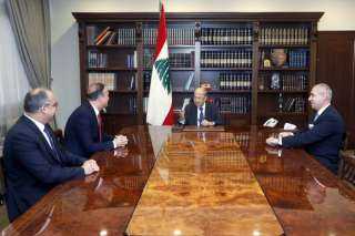 عون يبحث مع سفيري لبنان لدى السعودية والبحرين والقائم بالأعمال بالكويت تطورات الأزمة مع دول الخليج