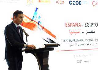 رئيس الحكومة الأسباني: مصر واحدة من اقتصادات العالم القليلة التي حققت نموا إيجابيا خلال جائحة ”كورونا”