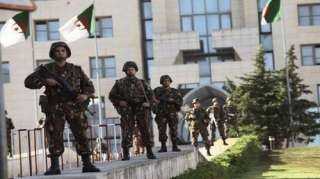 الجزائر تعلن تفكيك خلية من 9 أشخاص ينتمون لتنظيم إرهابي