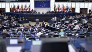 الاتحاد الأوروبي يجدد دعوته لإيجاد حل سلمي للأزمة في كازاخستان