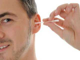 كم مرة يجب تنظيف الأذن؟