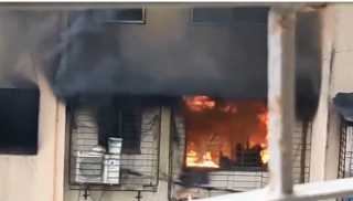 مصرع 6 وإصابة 15 في حريق بمبنى سكني في مومباي بالهند