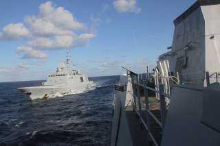 القوات البحرية المصرية والفرنسية تنفذان تدريباً بحرياً عابراً فى البحر المتوسط بنطاق الأسطول الشمالى