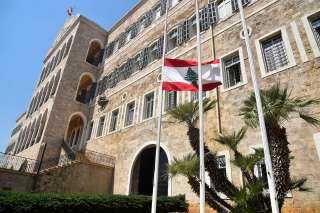 لبنان يتضامن مع الإمارات ويدين هجوم الحوثيين الصاروخي على أبوظبي