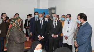وزير الاتصالات ومحافظ بني سويف يتفقدان  وحدة التشخيص عن بعد بالمستشفى التخصصي