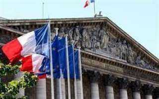 فرنسا تنصح رعاياها بتجنب السفر غير الضروري إلى أوكرانيا