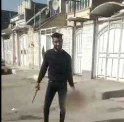 بالفيديو.. كانت هاربة في تركيا.. إيراني يقطع رأس زوجته بمساعدة شقيقه ويتجول به في الشارع
