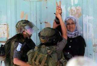 في يوم المرأة العالمي.. الاحتلال يعتقل 32 أسيرة فلسطينية