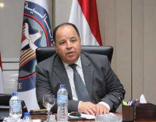 وزير المالية للسفير الألماني بالقاهرة: مخزون القمح يكفينا حتى نهاية العام
