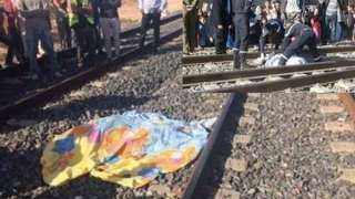 مصرع 5 أشخاص صدمهم قطار في الإسكندرية