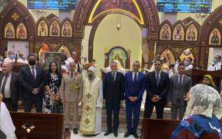 مشاركة سفير مصر لدى سلطنة عُمان في قداس عيد القيامة المجيد