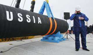”الكرملين”: الرسوم الجمركية المحتملة على النفط الروسي ستجبر المشترين على دفع المزيد