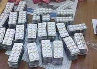 ضبط كمية من المواد والأقراص المخدرة بحوزة أحد الأشخاص بالقاهرة بقصد الإتجار