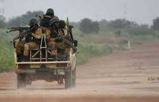 مقتل 50 مدنيا فى هجوم مسلح شرقى بوركينا فاسو