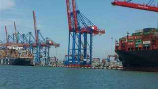 ميناء غرب بورسعيد يستقبل السفينة MARIA QUEEN لتفريغ 3593 طن رخام