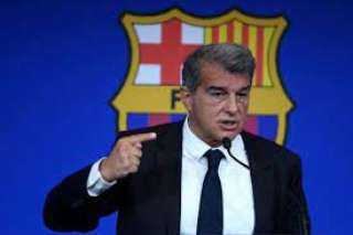 رئيس برشلونة: مستعدون لبيع لاعبين مهمين للخروج من الأزمة المالية