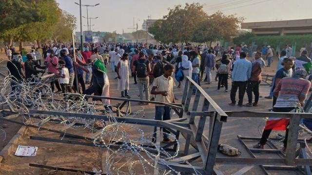 السودان  مقتل متظاهر في احتجاجات جديدة تطالب بالحكم المدني 