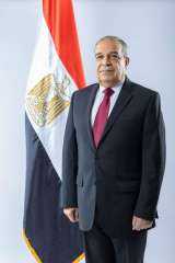 ” وزير الدولة للإنتاج الحربى ” يهنأ طلاب الأكاديمية المصرية للهندسة والتكنولوجيا المتقدمة