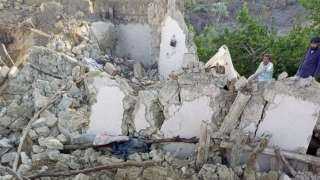 السلطات الأفغانية تكافح للوصول إلى منطقة الزلزال.. مع سقوط ألف قتيل