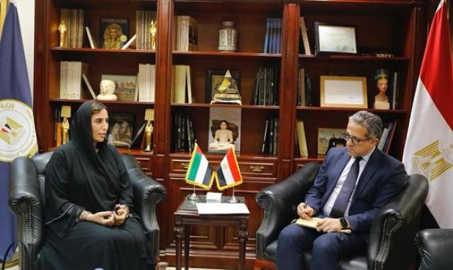  وزير السياحة يبحث مع سفيرة الإمارات بالقاهرة تعزيز أوجه التعاون في القطاع السياحي