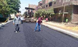 محافظ المنيا يتابع تنفيذ خطة رصف الشوارع الرئيسية والأحياء