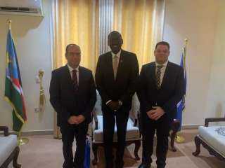 السفير المصري في جوبا يلتقي وزير الإستثمار بجمهورية جنوب السودان