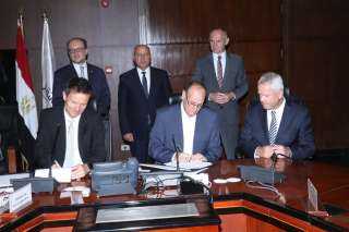 توقيع عقد إنشاء شركة بين سكك حديد مصر وفويست البين النمساوية لإدارة و تشغيل ورشة العباسية