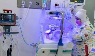 قسم الحضانات بمستشفى فايد التخصصي يستقبل حالتين شديدي الخطورة من حديثي الولادة ويتعامل معهم بنجاح