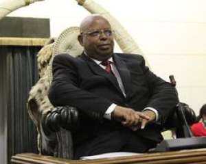 رئيس البرلمان الزيمبابوى يعزى مصر فى ضحايا حريق كنيسة إمبابة