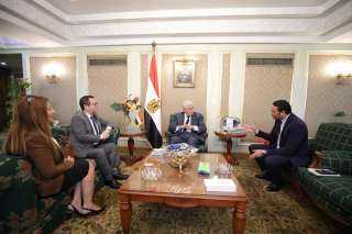 وزير التعليم العالي يستقبل وفد شركة هواوى تكنولوجيا مصر