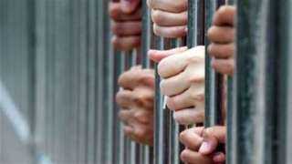 استمرار حبس المتهمين بانتحال صفة رجال شرطة لسرقة المواطنين بالأزبكية
