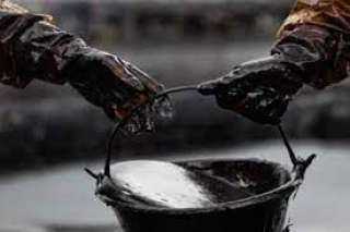 العربية: احتياطيات واشنطن من النفط تتراجع لأدنى مستوياتها منذ 1984