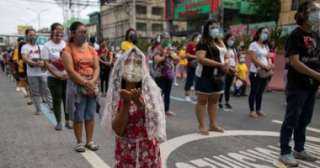 الفلبين تلغي إلزامية ارتداء الأقنعة للفئات غير المعرضة للخطر لمكافحة كورونا