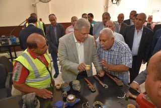 ممدوح رسلان يزور فرع خدمة العملاء المميكن لمياه القاهرة