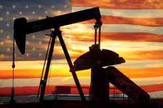 صحيفة: محاولة بايدن خفض سعر البنزين تقلص احتياطي النفط الاستراتيجي في بلاده