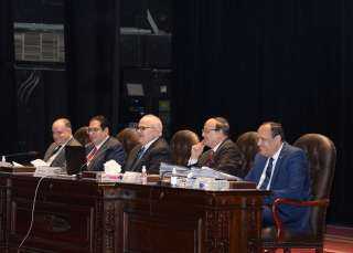 مجلس جامعة القاهرة يثمن إشادة وزير التعليم العالي بإنجاز اختبارات مبادرة أشبال مصر الرقمية على أعلى مستوى