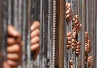تجديد حبس شخصين متهمين باحتجاز عامل في شبرا وإجباره على توقيع إيصالات أمانة