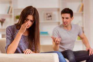 10 عوامل تكشف كراهية الزوج لزوجته