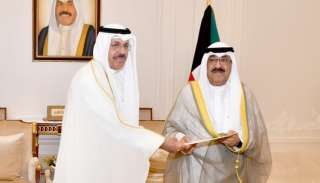 رئيس مجلس الوزراء الكويتي يقدم استقالة الحكومة لولي العهد