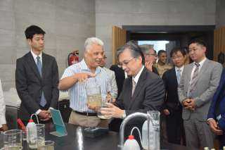 القوات المسلحة تنظم زيارة للسفير اليابانى بالقاهرة لمحطة معالجة مياه بحر البقر