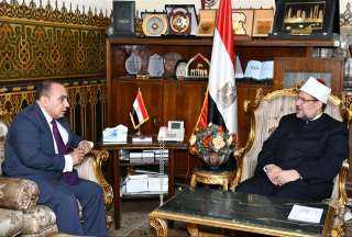 وزير الأوقاف يستقبل سفير مصر لدى جمهورية كينيا لبحث أوجه التعاون المشترك