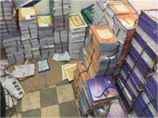 ضبط صاحب مكتبة يبيع كتبا خارجية دون تفويض من أصحاب الحقوق المادية والأدبية