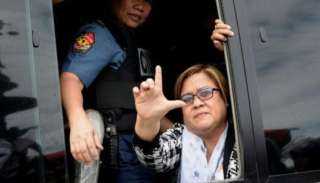 احتجاز سناتور سابقة رهينة أثناء محاولة نزلاء الفرار من سجن في الفيليبين