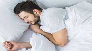 دراسة: النوم أقل من 5 ساعات يصيب بأمراض مزمنة