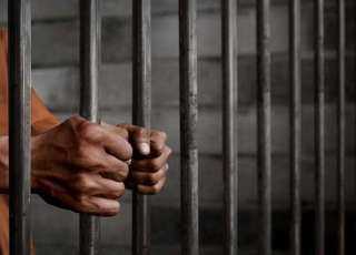 السجن المشدد 3 سنوات لشقيقين وآخر قتلوا شخصا في خصومة ثأرية بسوهاج