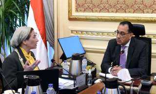 رئيس الوزراء يواصل متابعة التحضيرات الخاصة باستضافة مصر للدورة الـ 27   تغير المناخ COP27