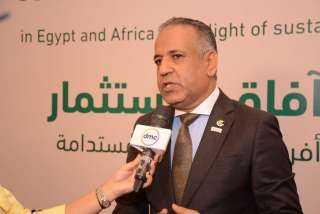 رئيس جمعية رجال الاعمال المصريين الافارقة متحدثاً حول آفاق الاستثمار في مصر وأفريقيا