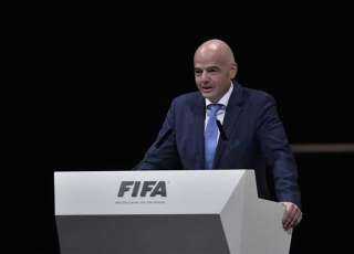 رئيس الفيفا يحث على وقف إطلاق النار في أوكرانيا خلال كأس العالم